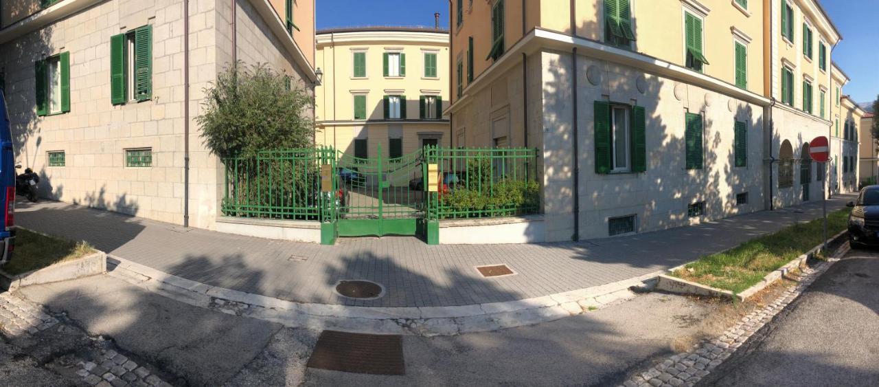 A Casa Di Noemi Panzió LʼAquila Kültér fotó
